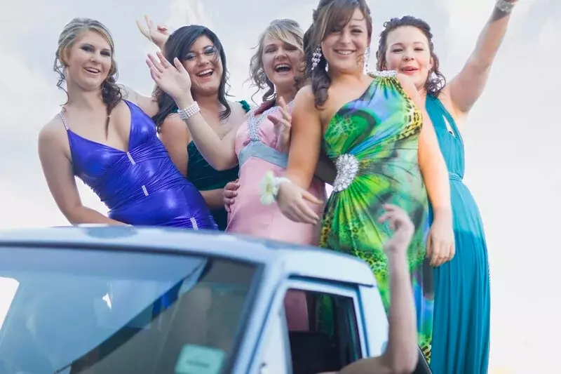 formal-car-hire-wollongong.
